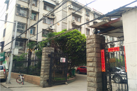 密州电力七小区套三，全明户型，双卫带车库、附房好楼层